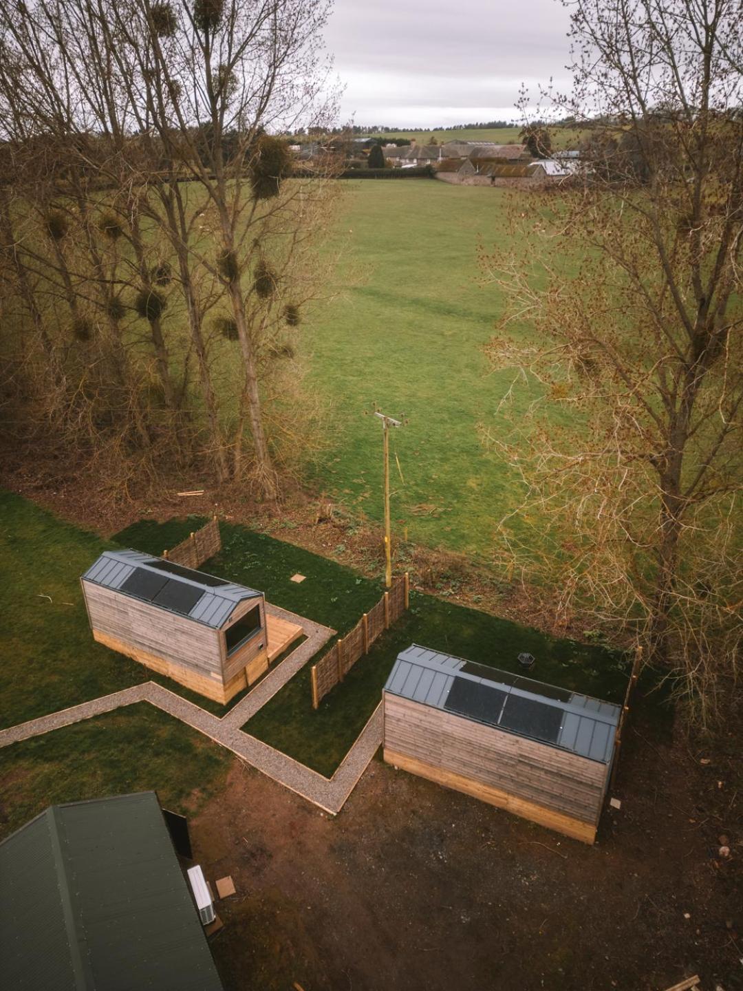 Beautiful Cabins In Herefordshire Countryside Εξωτερικό φωτογραφία